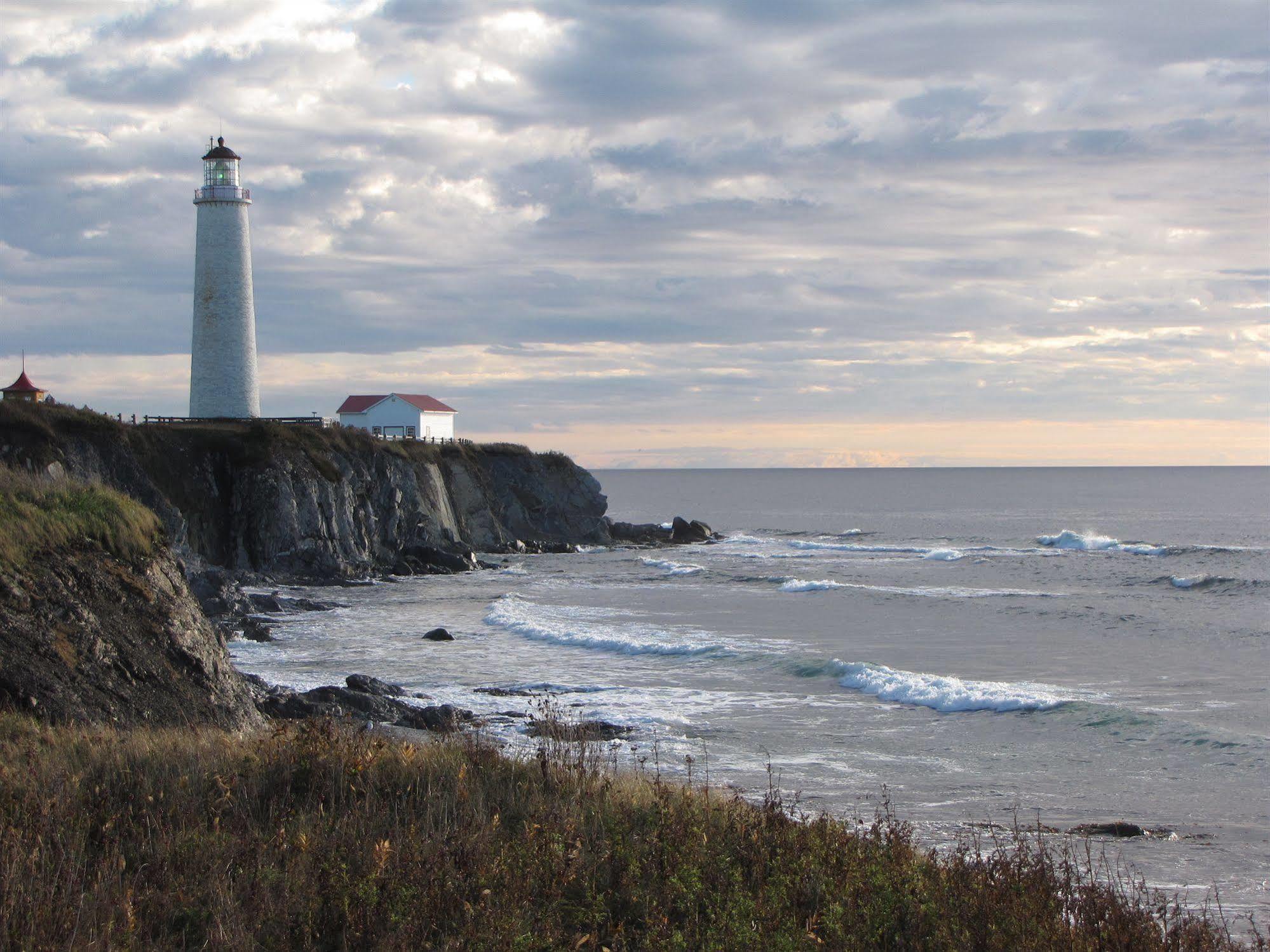 Motel Du Haut Phare Cap-des-Rosiers Zewnętrze zdjęcie